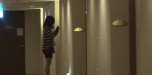 出張先のシティホテルにデリヘル嬢を呼ぶ夫｜浮気調査