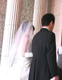 新婚の妻が複数の男性と…｜浮気調査