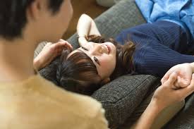 離婚したいので、別居中の旦那が女と同棲している証拠を撮影してほしい