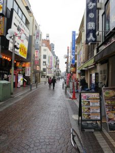 ファッションヘルスで働いているヘルス嬢の住所が知りたい