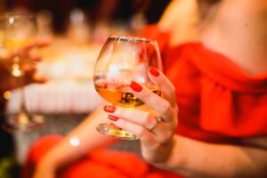 浮気相手の水商売の女に腹が立つので慰謝料を請求したい